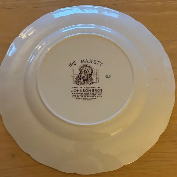 His Majesty Johnson Bros Turkey Dinner Plate. Made in England - Picture 2 of 2